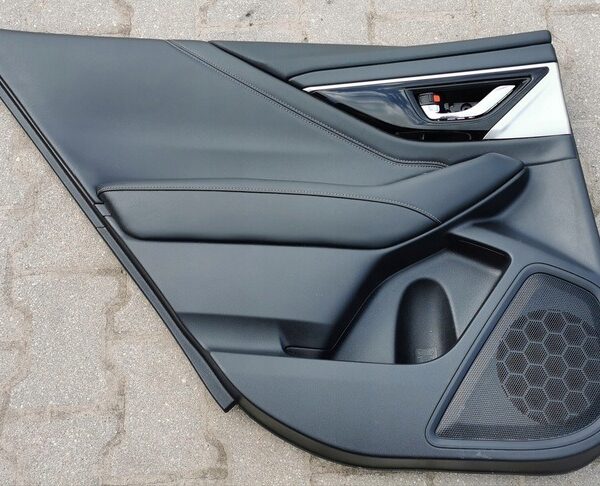 2020-2022 Subaru Legacy,Outback / Interior Door Panel