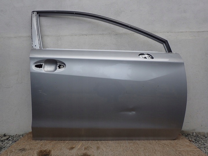 2018-2023 Subaru CrossTrek II /Front Right Door/Metallic