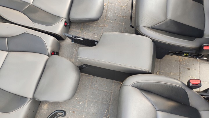 2020-2023 Subaru Crosstrek Black Leather /All 4 Seats - Image 4