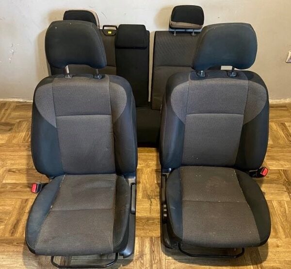 2006-2013 Subaru Forester SG Black Leather /Seats/Pair