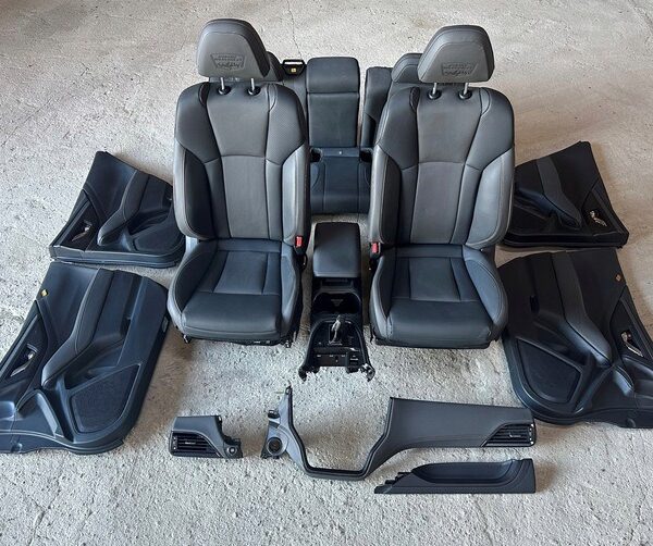 2020-2023 Subaru Outback Leather /All 4 Seats/Inner Door Panels/Dashboard