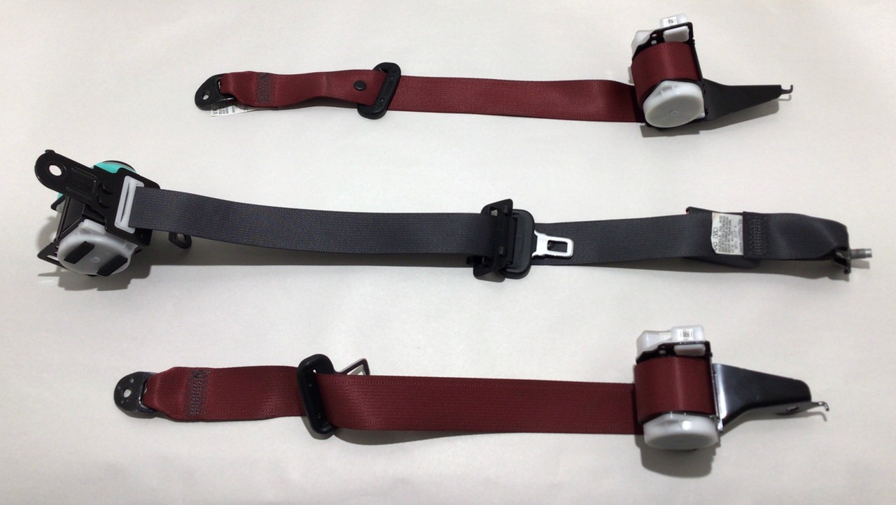 2018-2020 Subaru WRX STI Rear Seat Belt Set. - Image 2