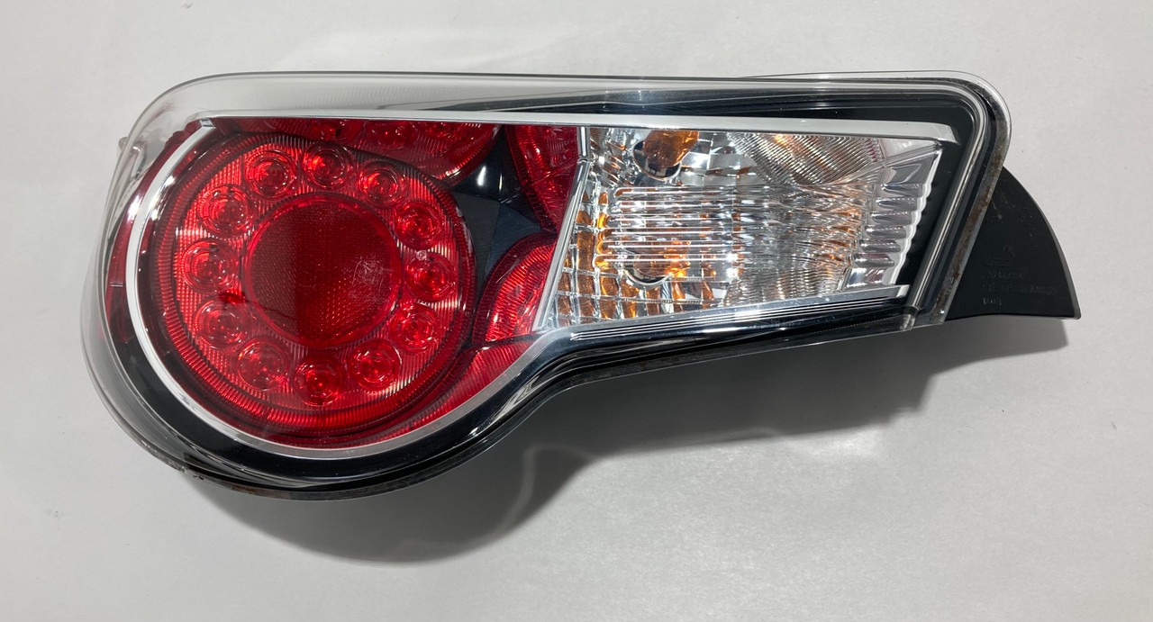 2013-2016 Subaru BRZ Driver Tail Light
