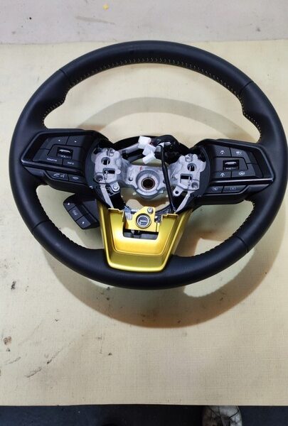 2017-2023 Subaru Crosstrek /Leather Steering wheel
