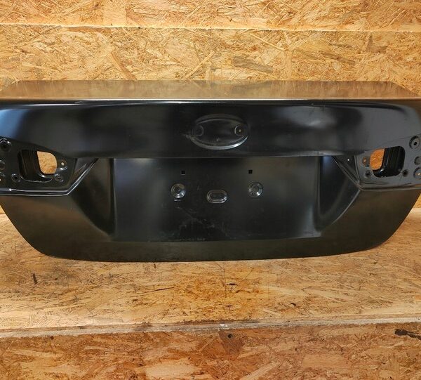 2016-2020 Subaru Impreza/ OEM Trunk Lid Panel
