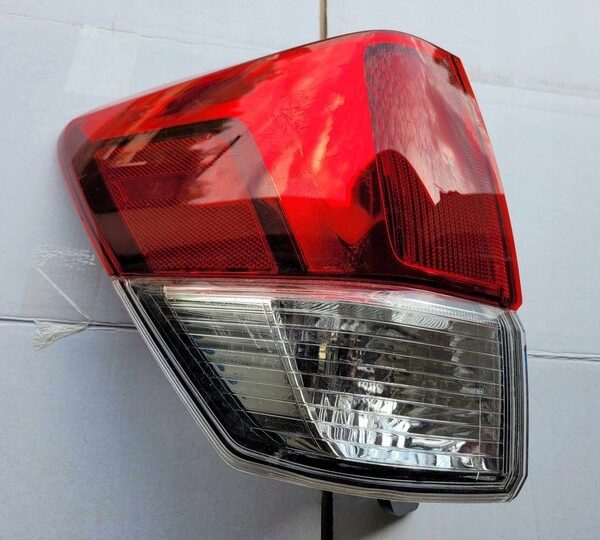 2018-2023 Subaru Forester V/ Tail Light