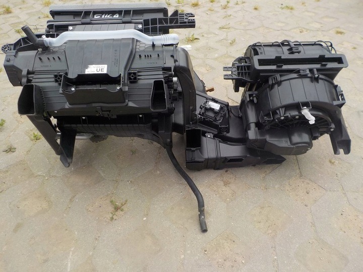 2018-2023 Subaru Forester Climate Control - Image 2