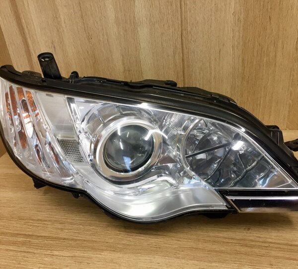 2009-2013 Subaru Outback /Right Xenon FrontLight
