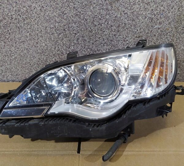 2009-2013 Subaru Outback /Left Xenon FrontLight