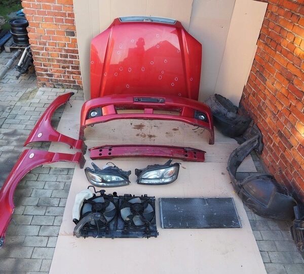 2000-2004 Subaru Legacy /Complete Front /Bumper /Headlights 