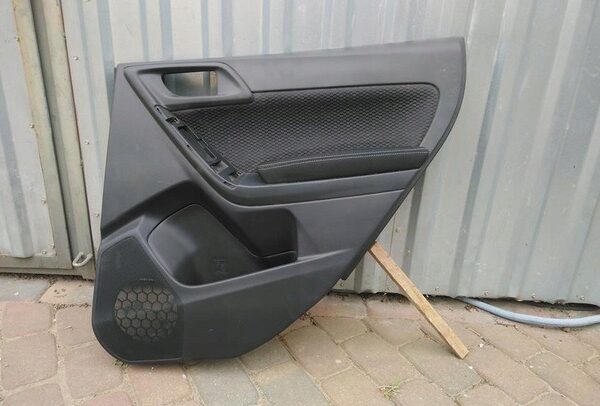 2013-2018 Subaru Forester Interior Door Panel