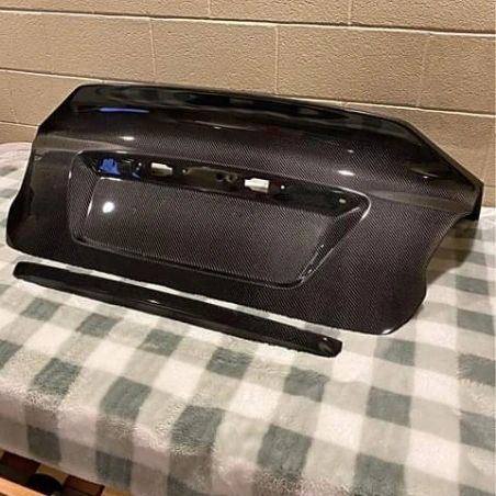2015-2020 Subaru WRX STI Trunk /Seibon 