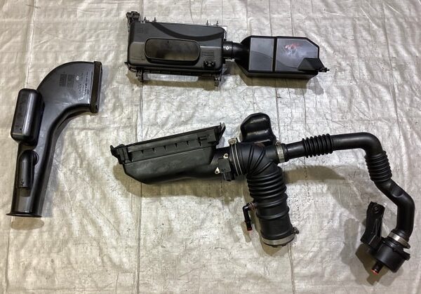 2013-2016 Subaru BRZ Air Intake w/ Piping / Manual