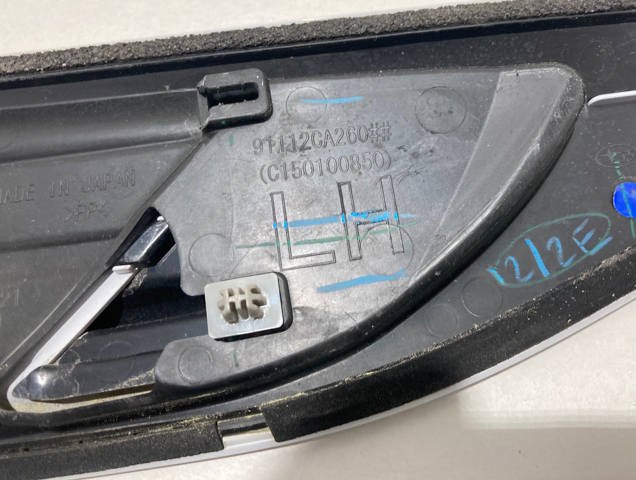 2013-2020 Subaru BRZ /Fender Vent Trims / Pair / Ceramic White - Image 3