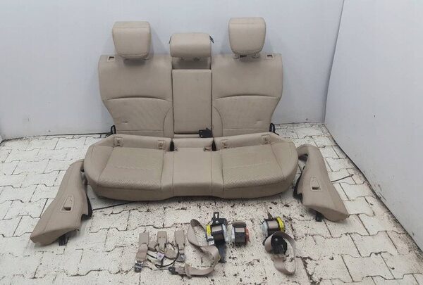 2014-2019 Subaru Outback Leather /All Rear Seats/Dashboard