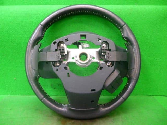 2017-2023 Subaru Impreza/Leather Steering wheel - Image 4