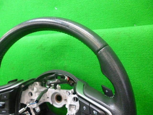 2017-2023 Subaru Impreza/Leather Steering wheel - Image 3