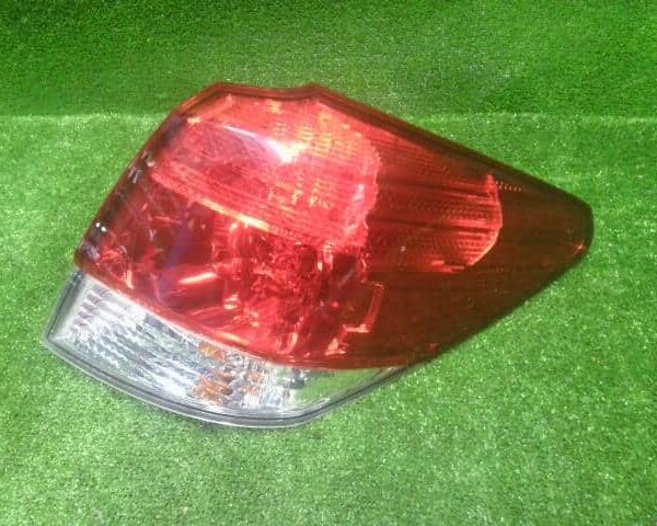 2013-2014 Subaru Legacy / Right Rear Tail Light