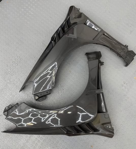 Carbon Fiber Fender for Subaru WRX / STI (2015–2020) – VR Style